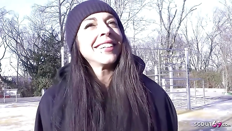 Married asianonia and sexy girl