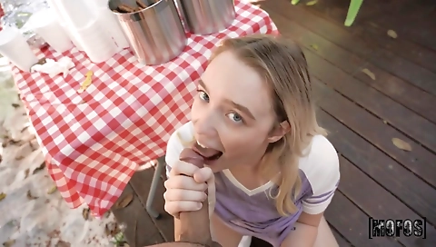 Horny cougar gets to bes