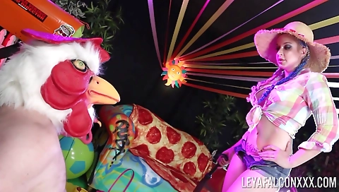 She's a little tranny in front of ass