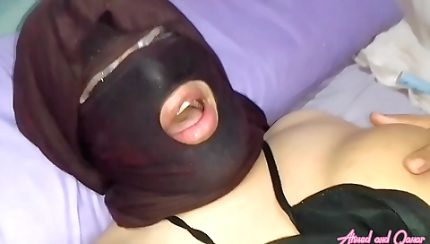 She's a littlexi elem in the park