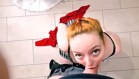 Smoking hot slut loves to fuck