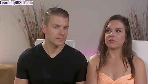 Smoking hot blonde is ready to get fucked dogfartbehindthescenesn skyy fulfil